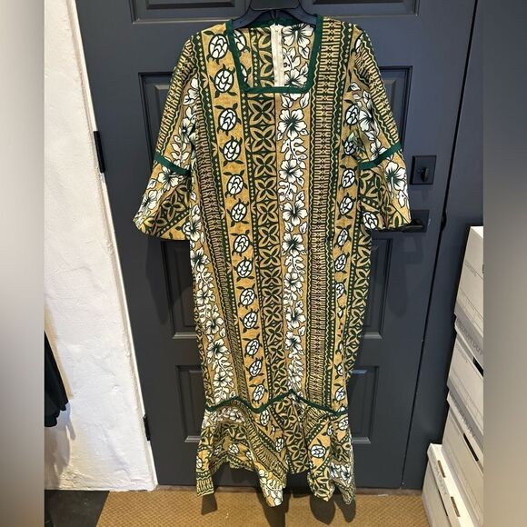 Vintage handmade custom Hawaiian muumuu - Picture 1 of 11